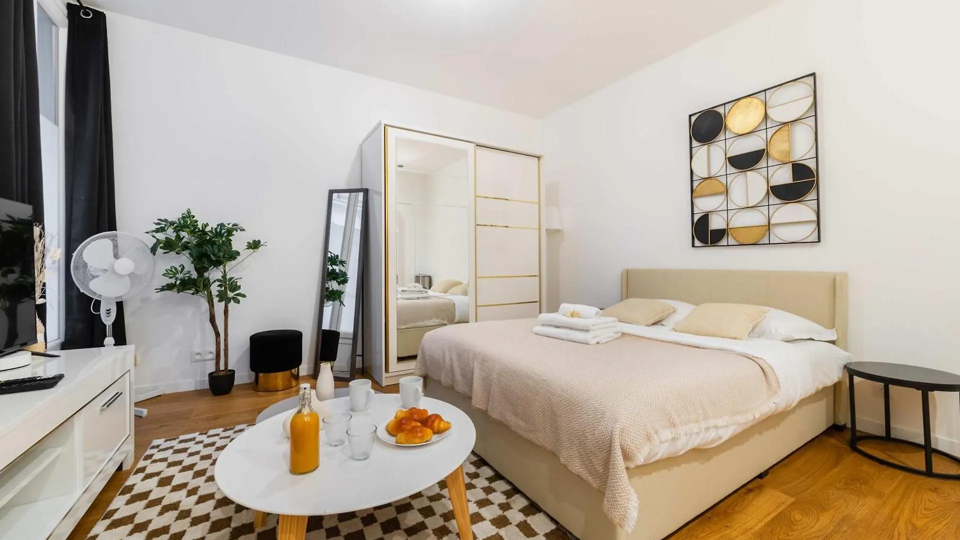 Studio Agreable Et Bien Placee - Paris 18 - 2P